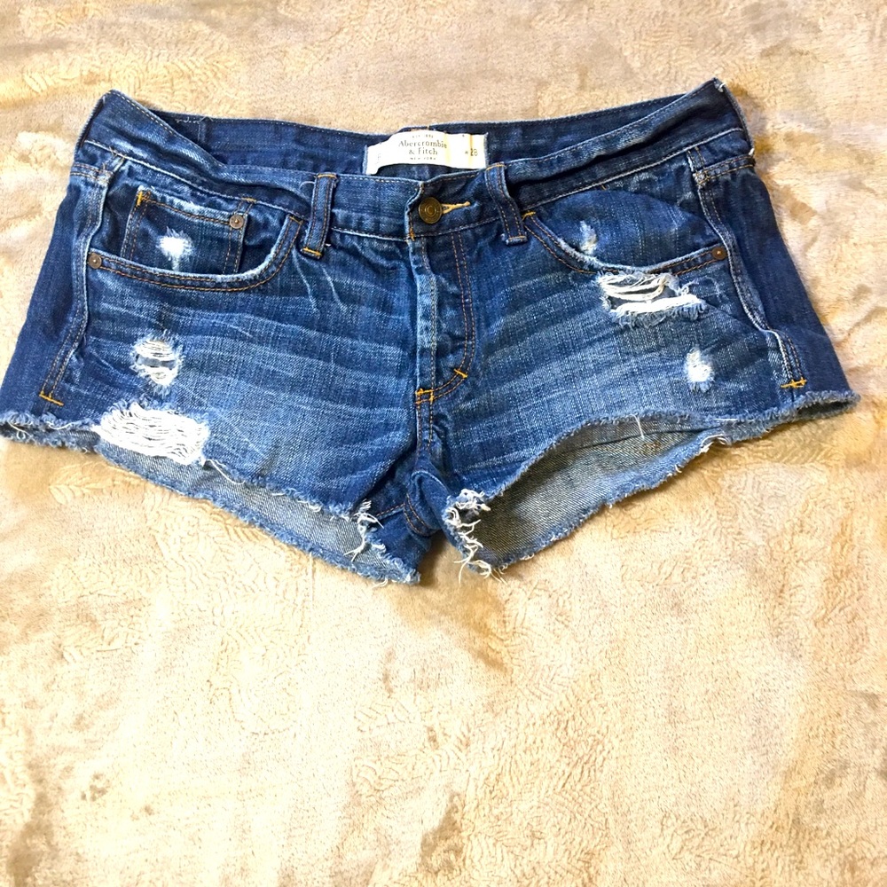 Abercrombie & Fitch Daisy Dukes denim jean short shorts Size 6/28